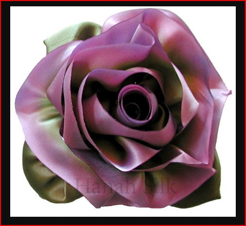 Silk Flower Brooches Periwinkle L