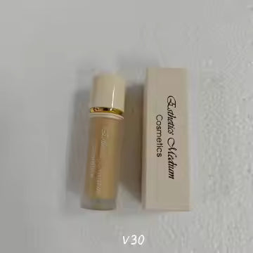 Long Lasting Liquid Concealer provides under eyes, blemish, dark circles, age spots coverage