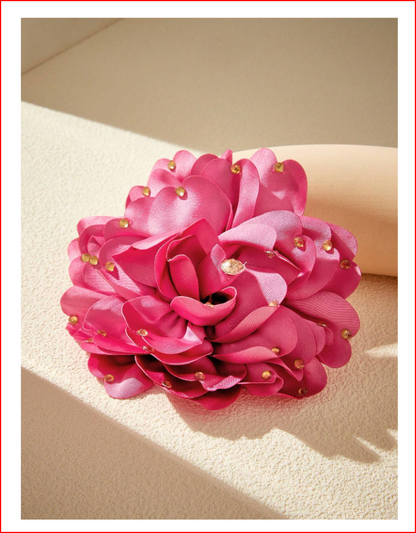 Decorative Fabric Flower Brooch Pin for Lapel & headwear.