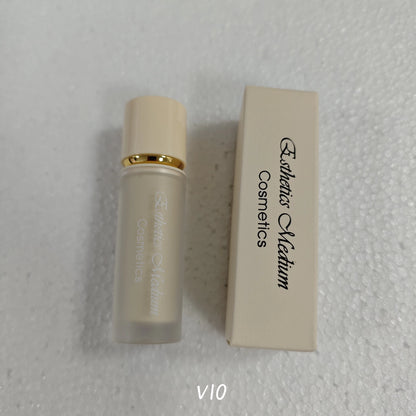 Long Lasting Liquid Concealer provides under eyes, blemish, dark circles, age spots coverage