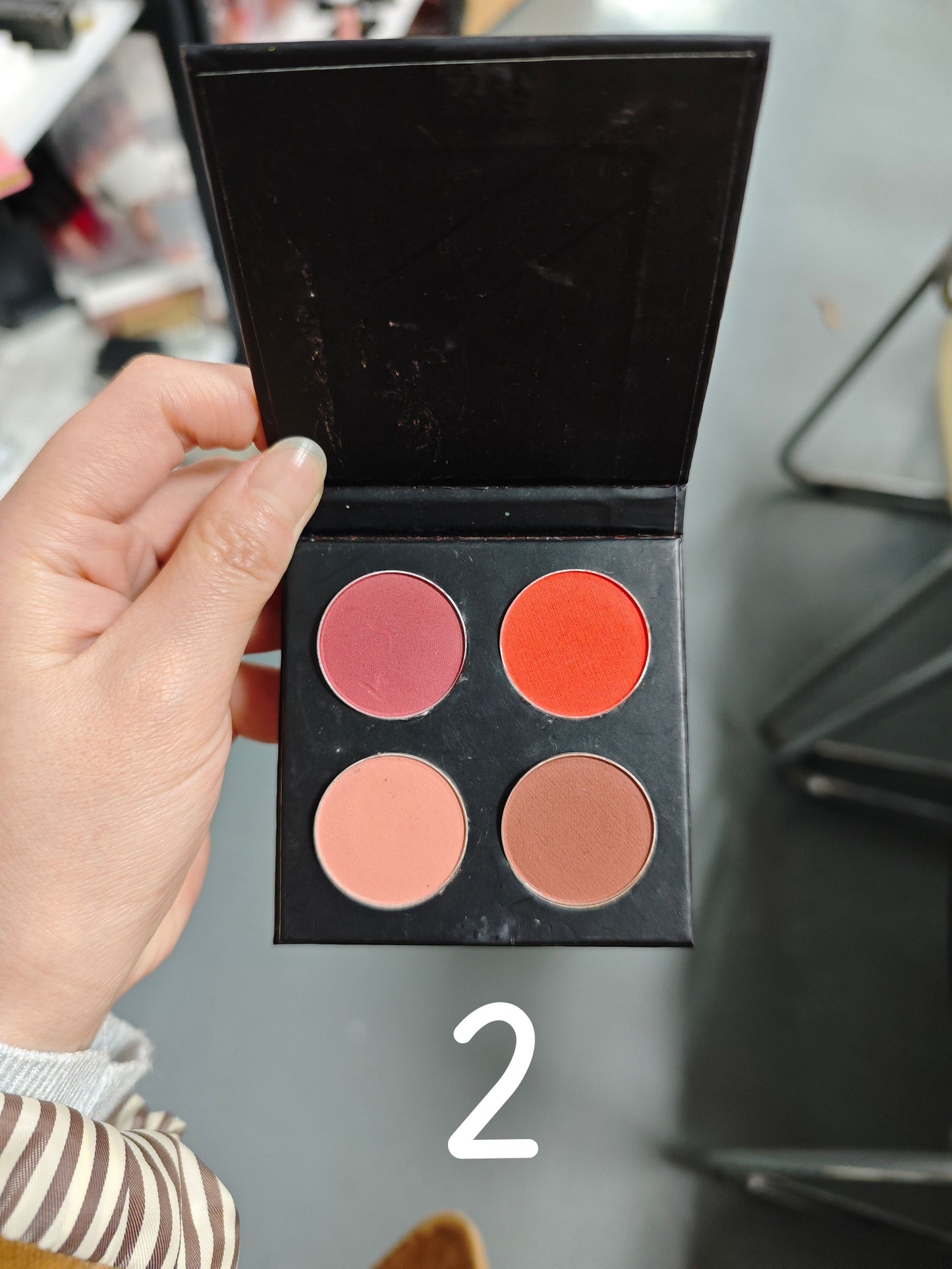 4 Color Matte/Shimmer Eyeshadow Palette